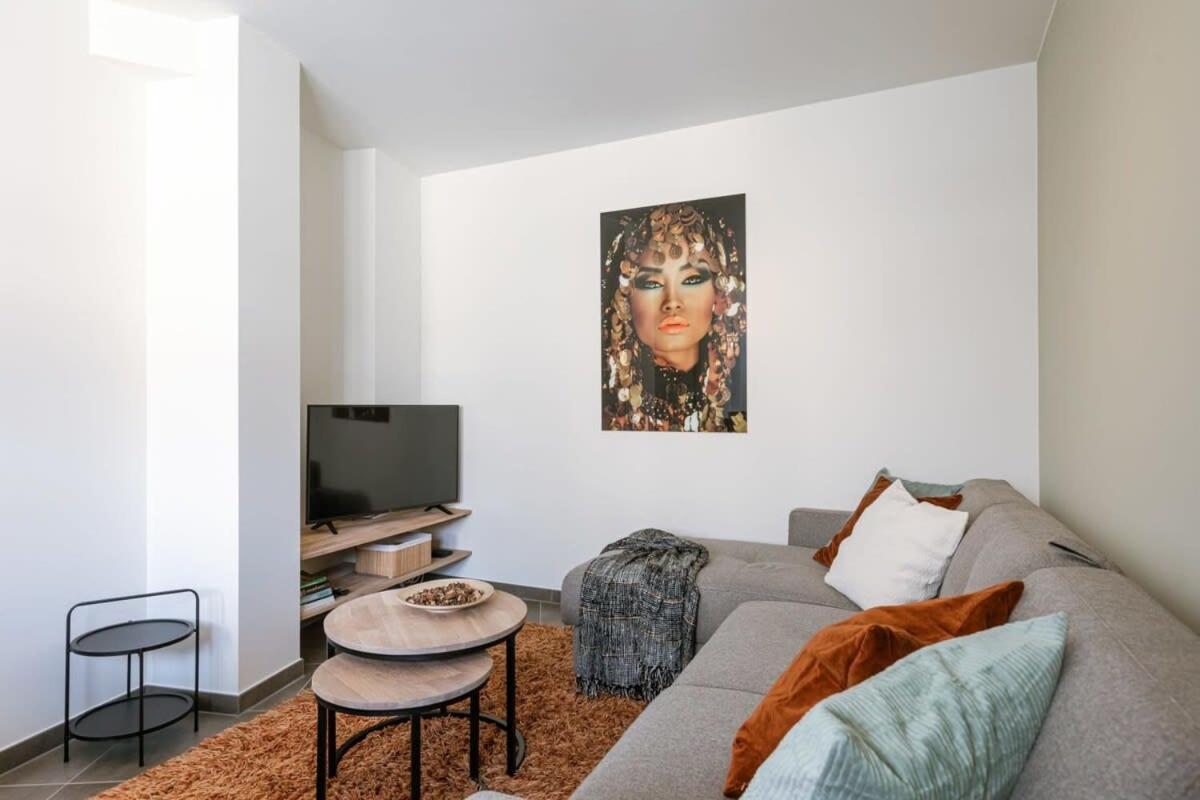 Pleasant Apartment Near The Center Of Gent Bagian luar foto