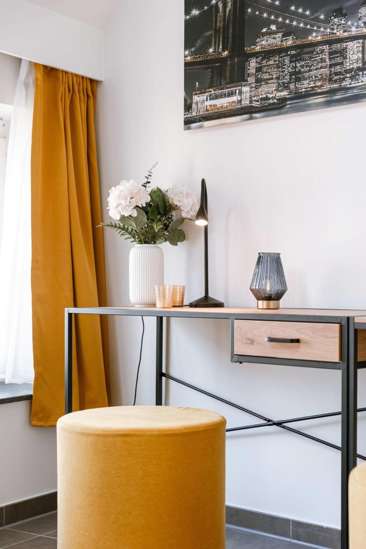 Pleasant Apartment Near The Center Of Gent Bagian luar foto